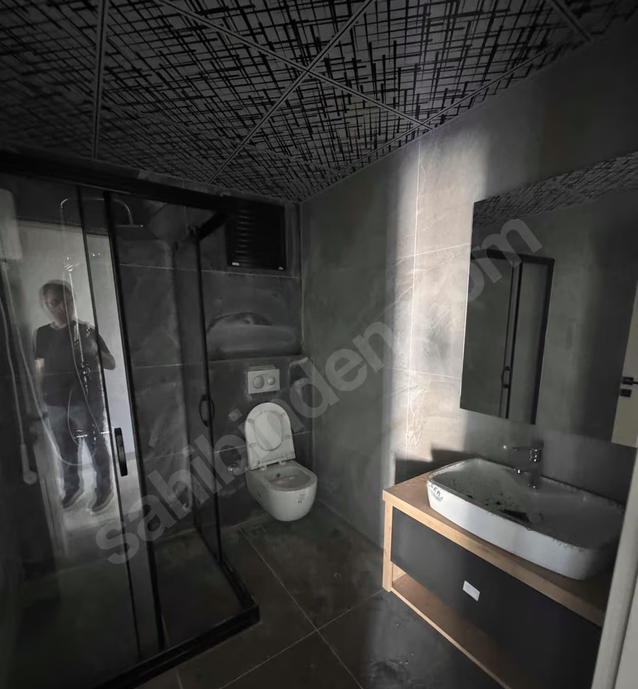 Mersin Mezitli Esenbağlar Mahallesi 3+1 180 m² Doğalgaz Kombili Satılık Daire