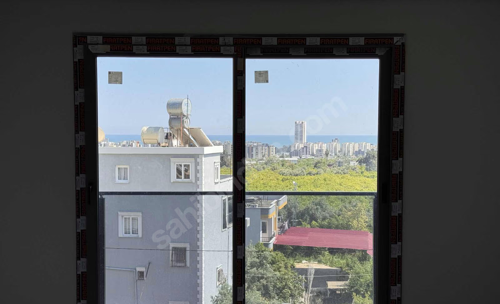 Mersin Mezitli Esenbağlar Mahallesi 3+1 180 m² Doğalgaz Kombili Satılık Daire