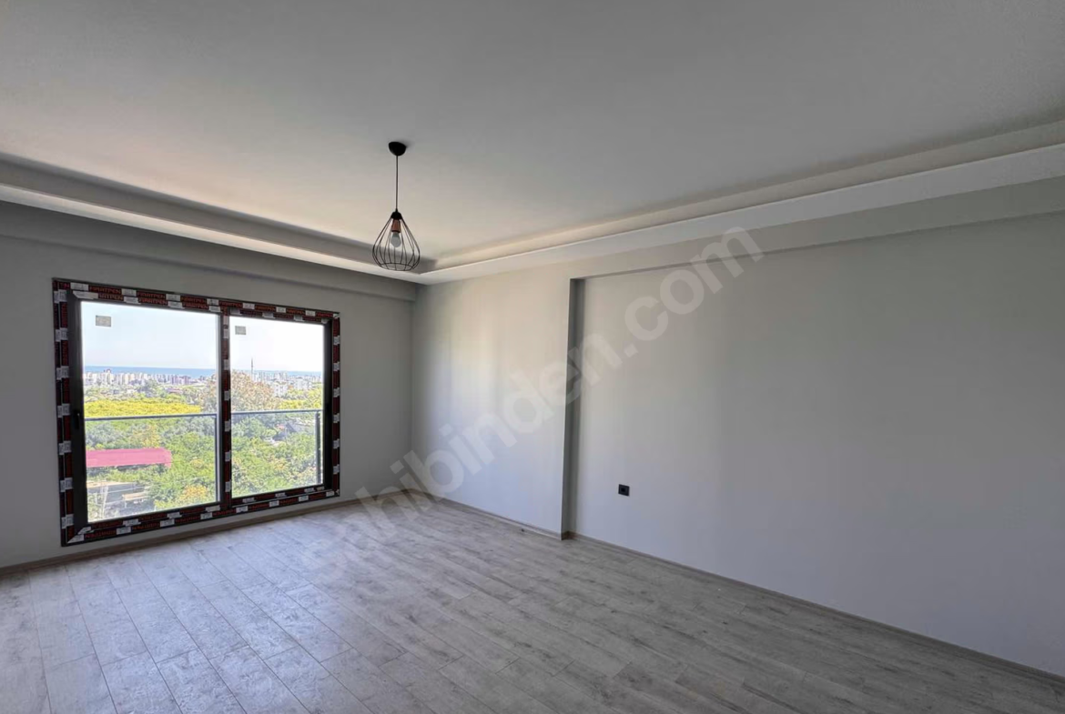Mersin Mezitli Esenbağlar Mahallesi 3+1 180 m² Doğalgaz Kombili Satılık Daire