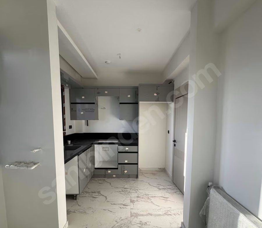 Mersin Mezitli Eski Mezitli Mahallesi 2+1 100 m² Doğalgaz Kombili Satılık Daire