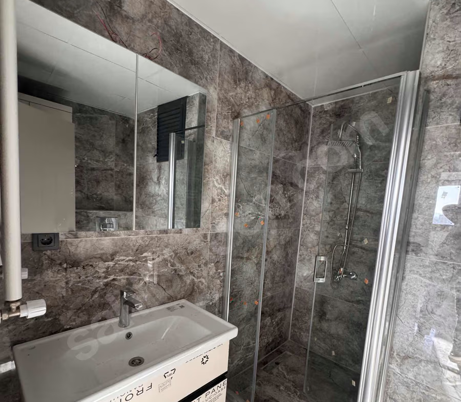 Mersin Mezitli Eski Mezitli Mahallesi 2+1 100 m² Doğalgaz Kombili Satılık Daire