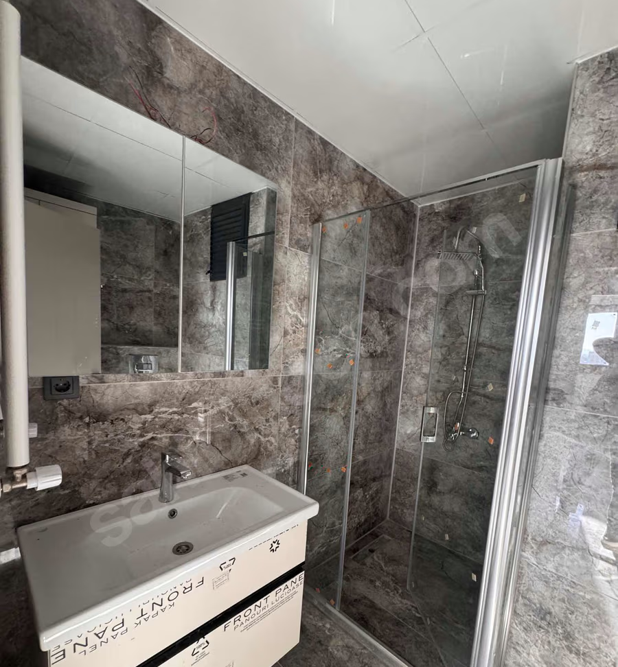 Mersin Mezitli Eski Mezitli Mahallesi 2+1 100 m² Doğalgaz Kombili Satılık Daire