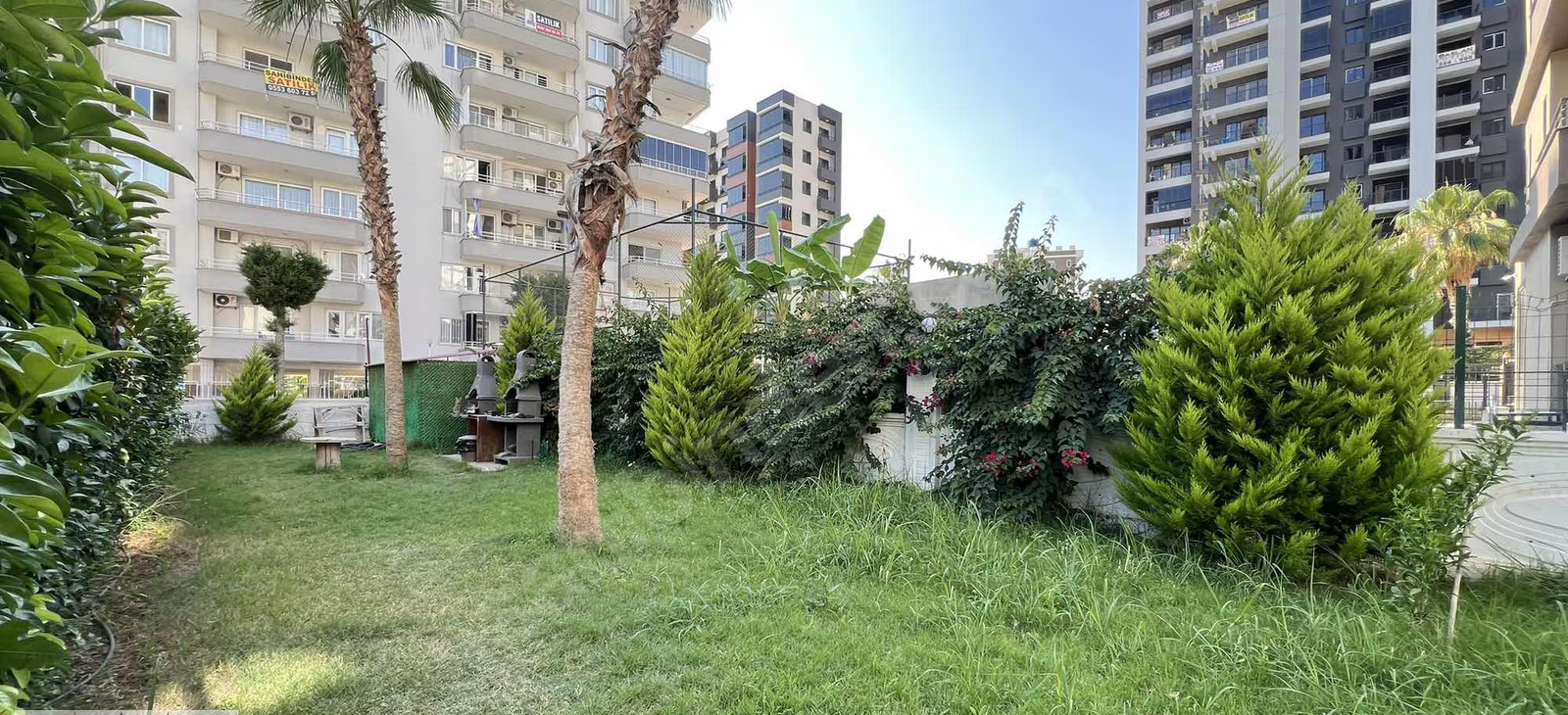 Mersin Mezitli Hürriyet Mahallesi 1+1 65 m² Doğalgaz Kombili Satılık Daire