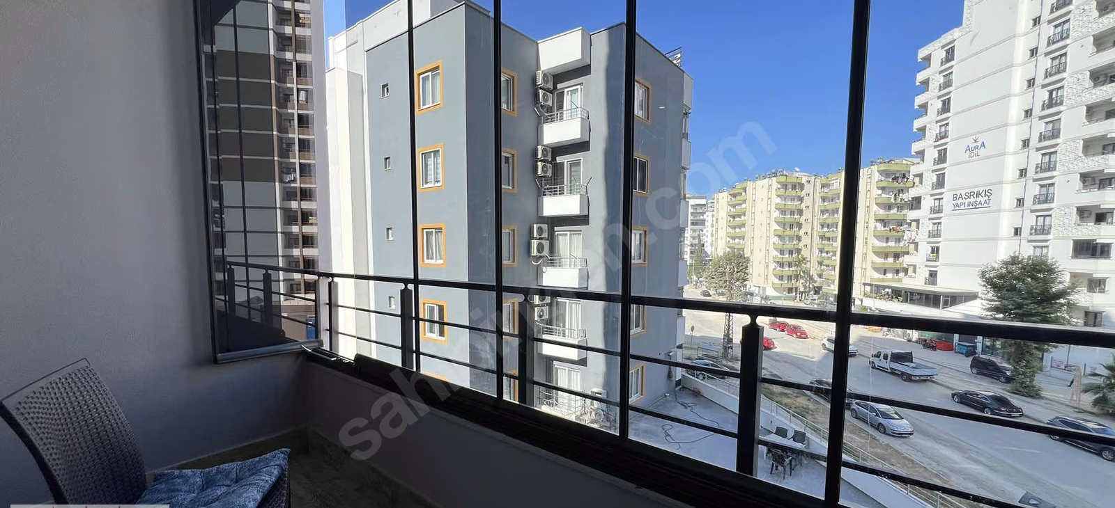Mersin Mezitli Hürriyet Mahallesi 1+1 65 m² Doğalgaz Kombili Satılık Daire