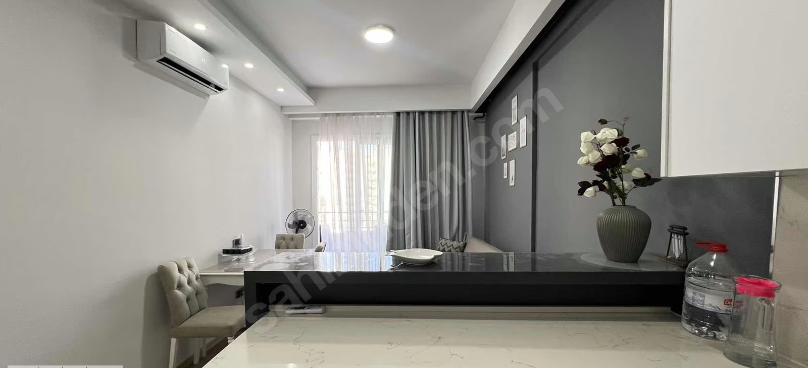 Mersin Mezitli Hürriyet Mahallesi 1+1 65 m² Doğalgaz Kombili Satılık Daire