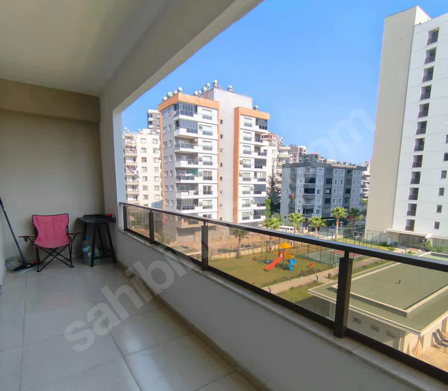 Mersin Mezitli Hürriyet Mahallesi 1+1 65 m² Merkezi Kiralık Daire