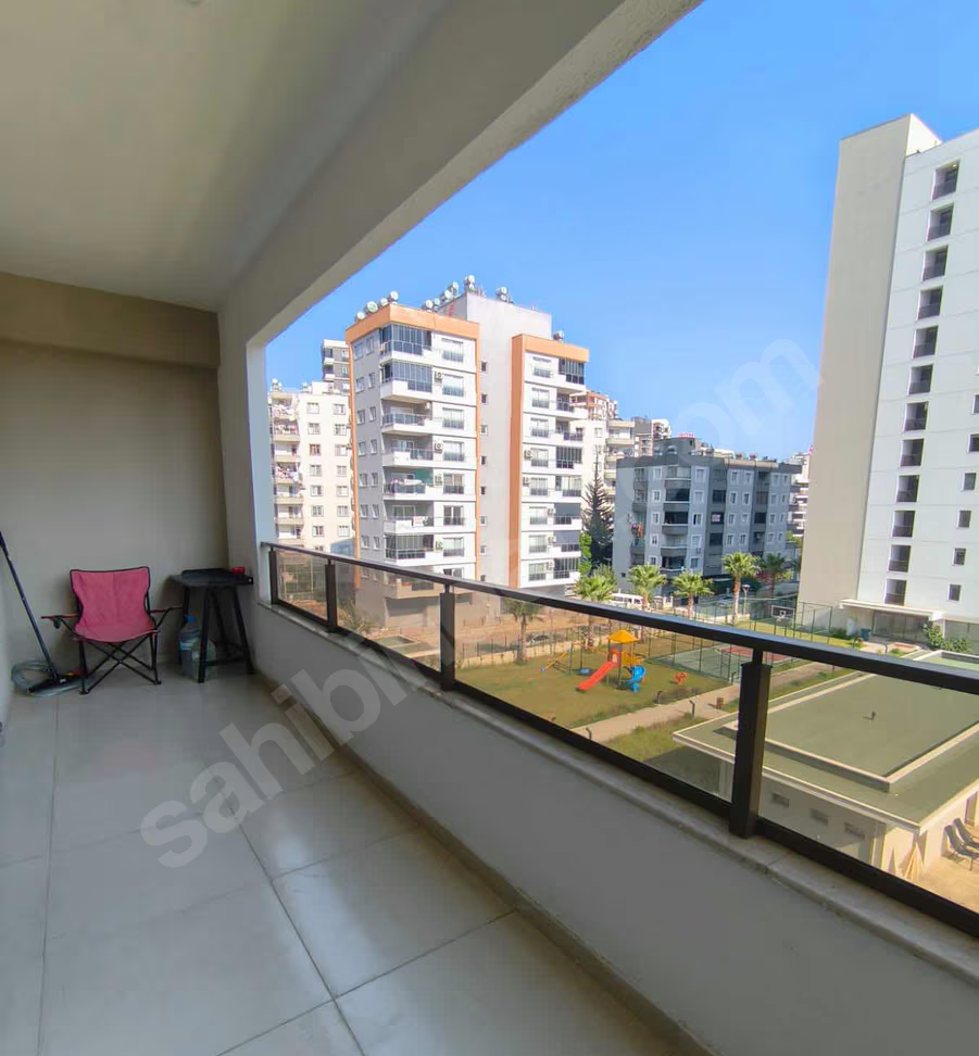 Mersin Mezitli Hürriyet Mahallesi 1+1 65 m² Merkezi Kiralık Daire