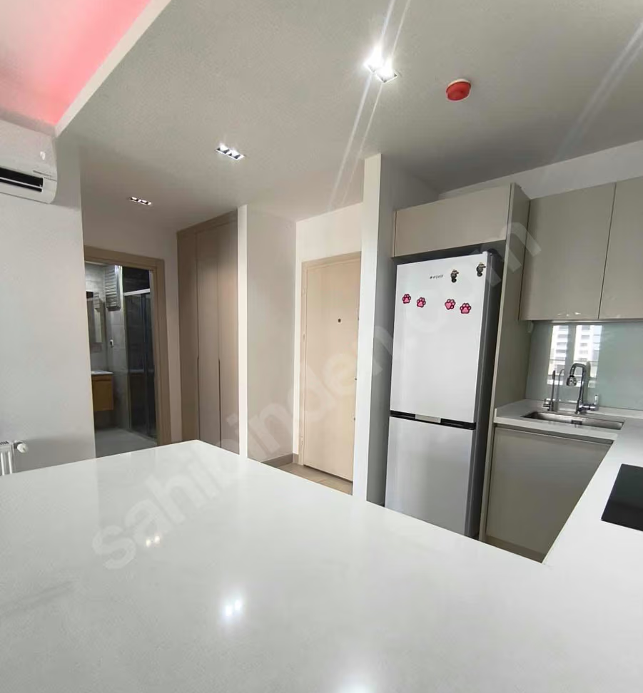 Mersin Mezitli Hürriyet Mahallesi 1+1 65 m² Merkezi Kiralık Daire