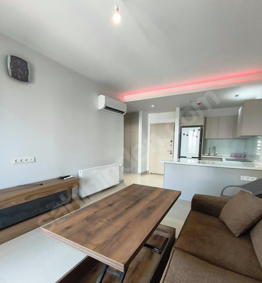 Mersin Mezitli Hürriyet Mahallesi 1+1 65 m² Merkezi Kiralık Daire