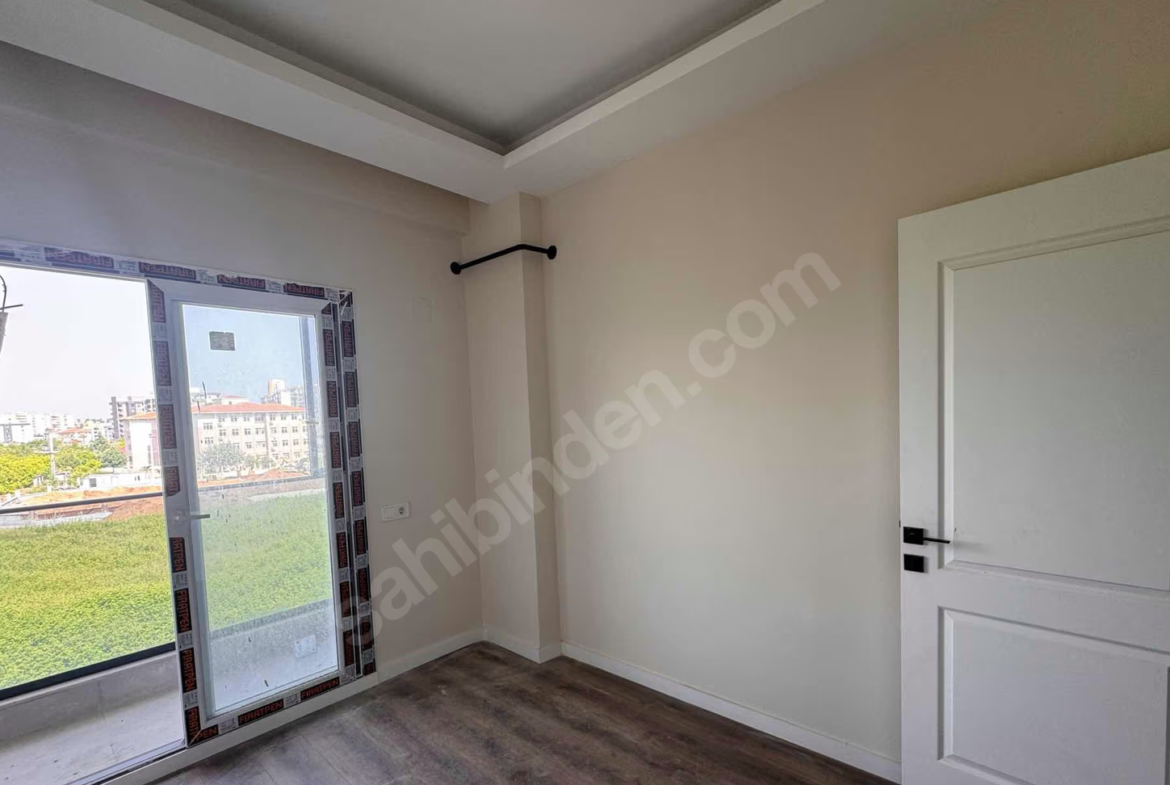 Mersin Mezitli İstiklal Mahallesi 2+1 95 m² Doğalgaz Kombili Kiralık Daire