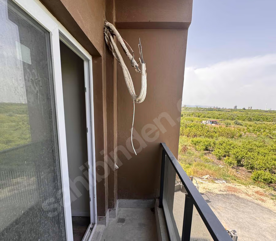 Mersin Mezitli İstiklal Mahallesi 2+1 95 m² Doğalgaz Kombili Kiralık Daire