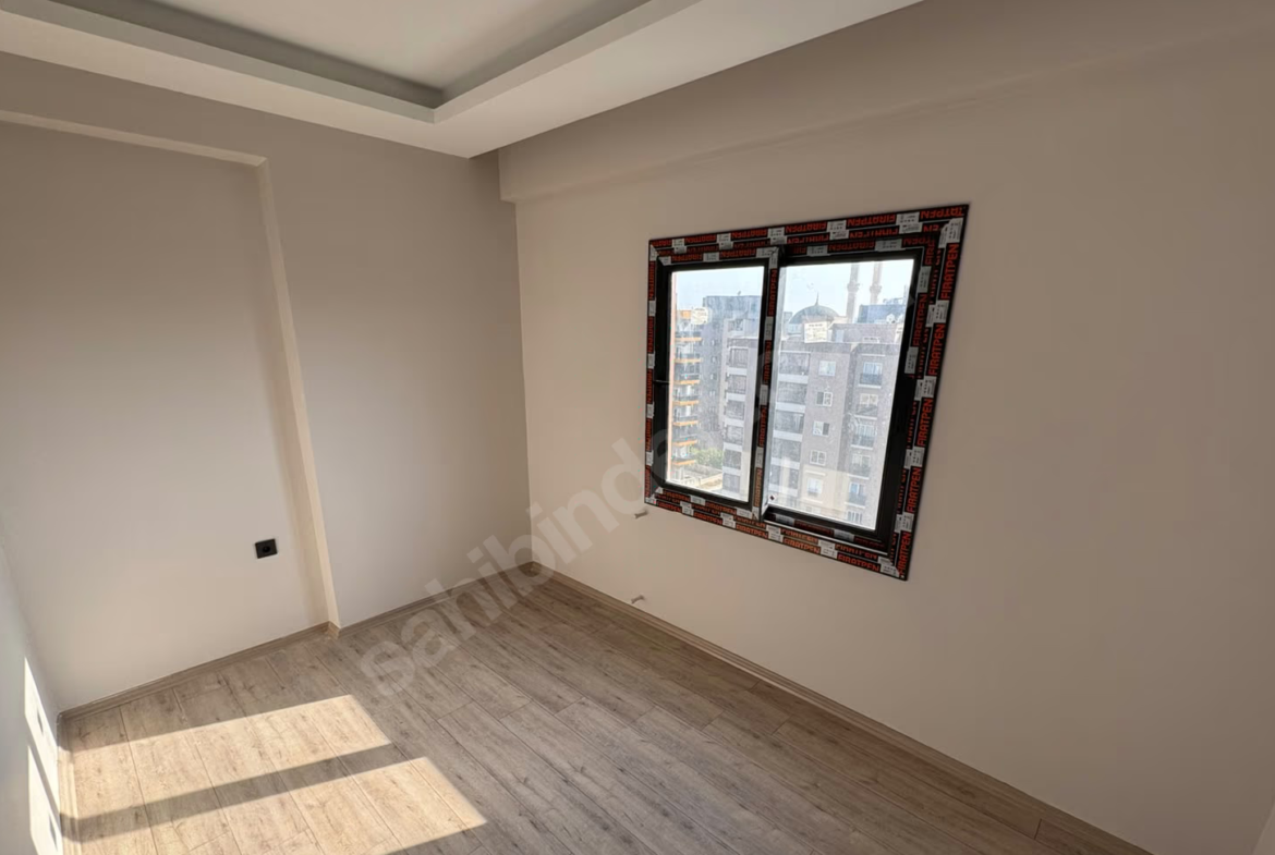 Mersin Mezitli İstiklal Mahallesi 3+1 130 m² Klima Satılık Daire
