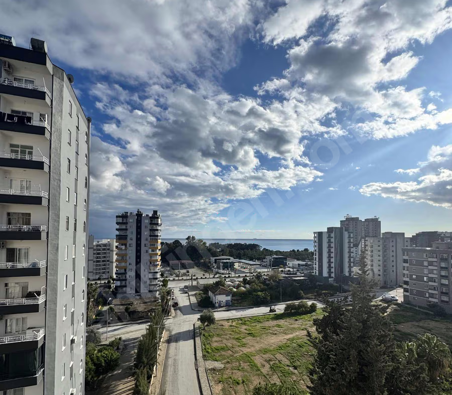 Mersin Mezitli İstiklal Mahallesi 3+1 170 m² Klima Satılık Daire