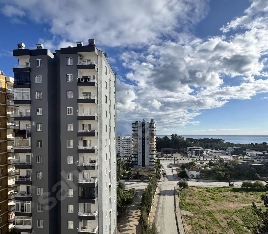 Mersin Mezitli İstiklal Mahallesi 3+1 170 m² Klima Satılık Daire