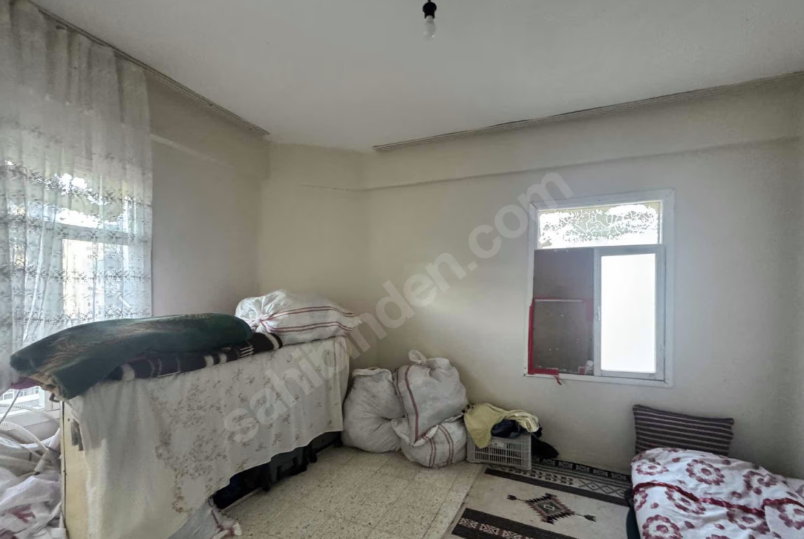 Mersin Mezitli İstiklal Mahallesi 3+1 170 m² Klima Satılık Daire