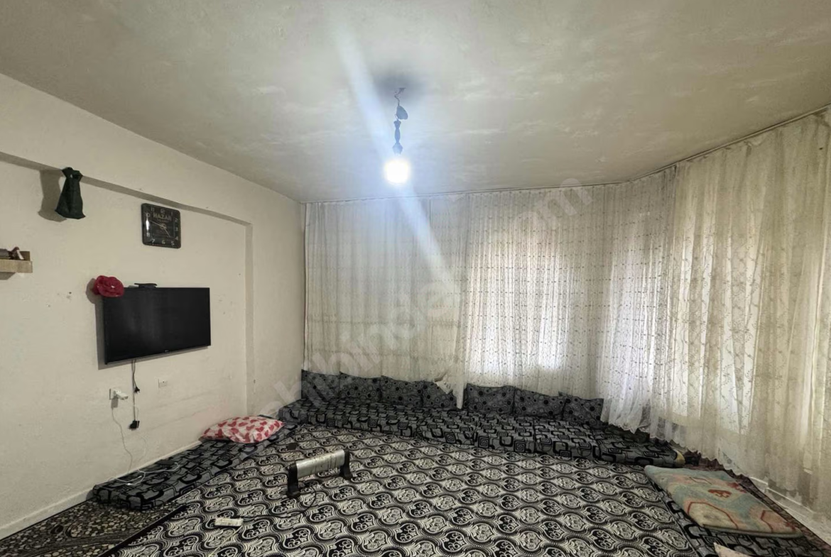 Mersin Mezitli İstiklal Mahallesi 3+1 170 m² Klima Satılık Daire