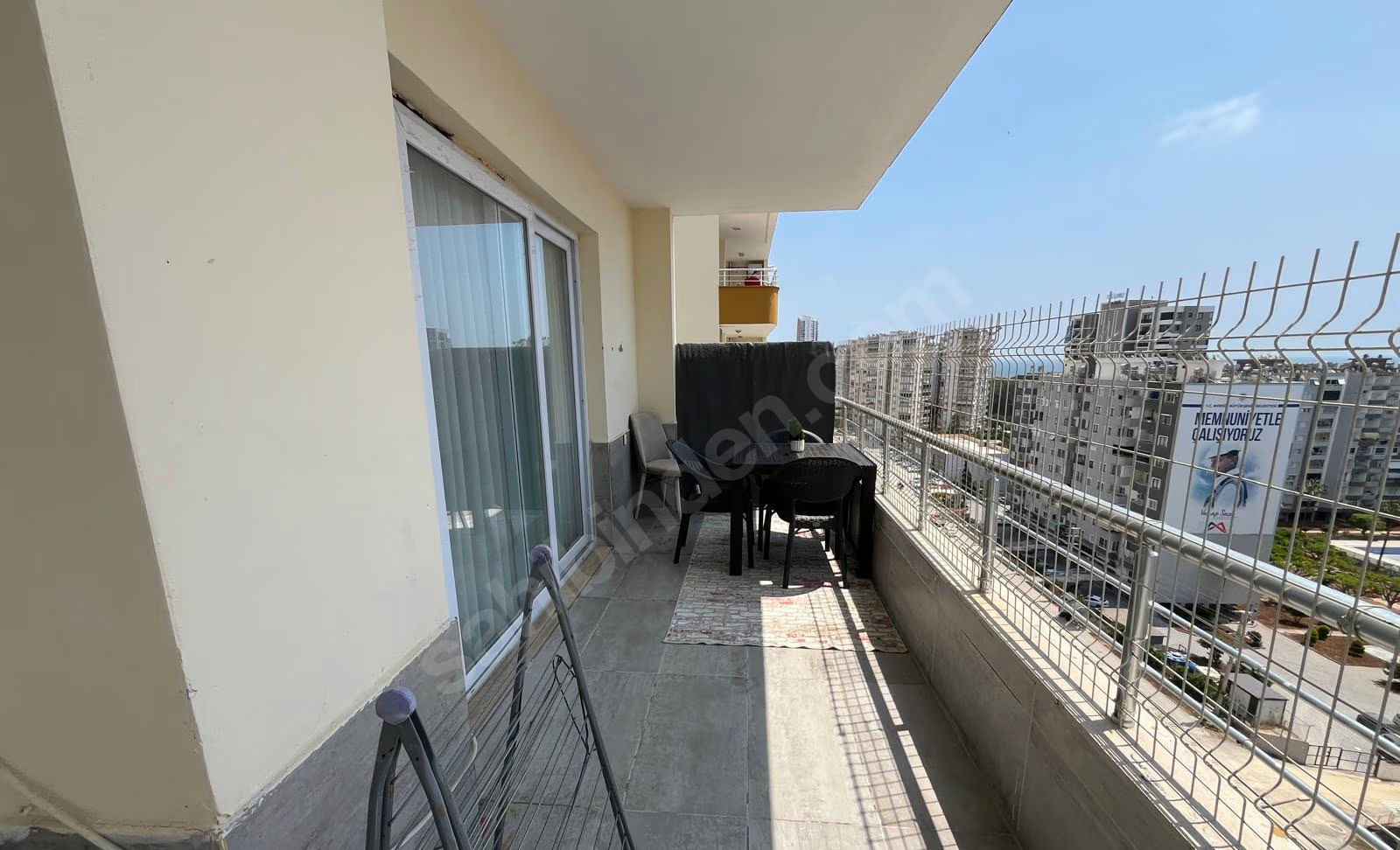 Mersin Mezitli İstiklal Mahallesi 3+1 185 m² Doğalgaz Kombili Satılık Daire