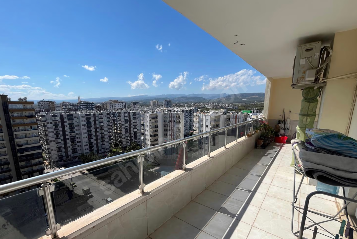 Mersin Mezitli İstiklal Mahallesi 3+1 185 m² Klima Satılık Daire