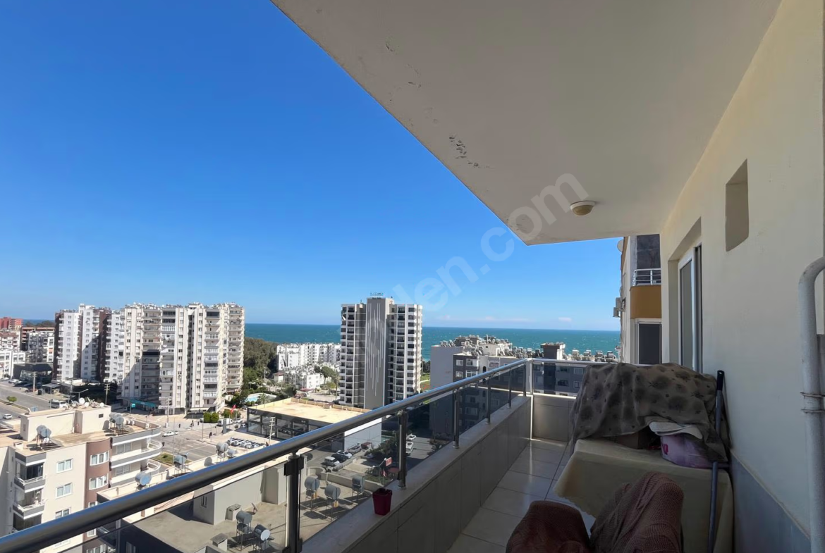 Mersin Mezitli İstiklal Mahallesi 3+1 185 m² Klima Satılık Daire