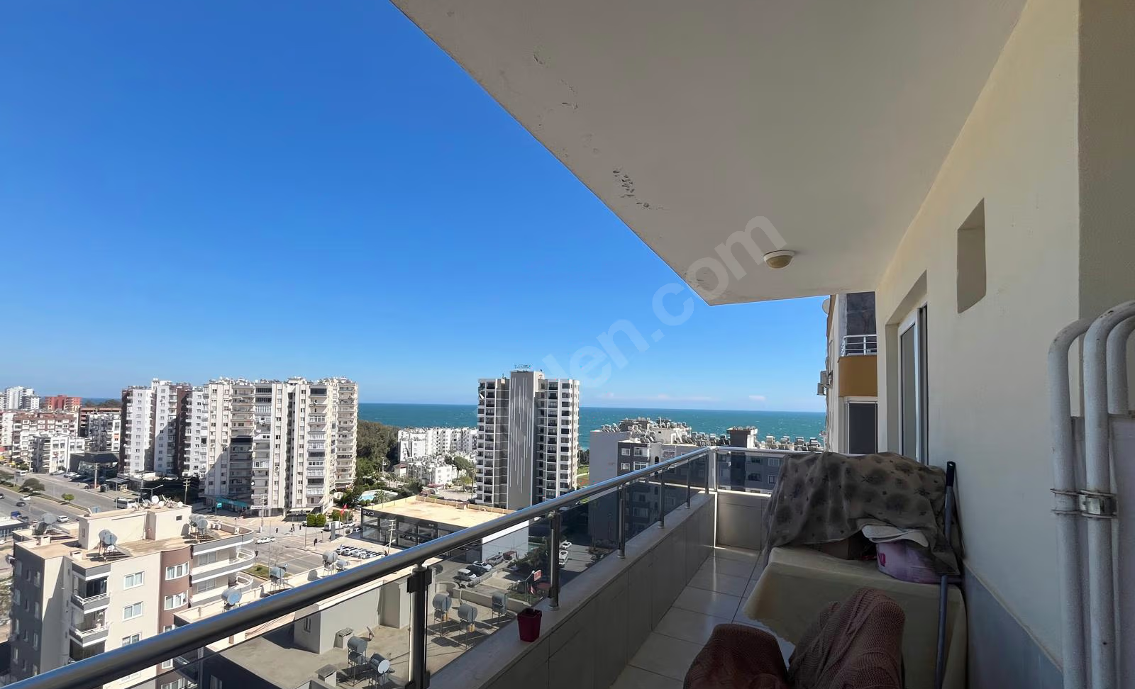 Mersin Mezitli İstiklal Mahallesi 3+1 185 m² Klima Satılık Daire