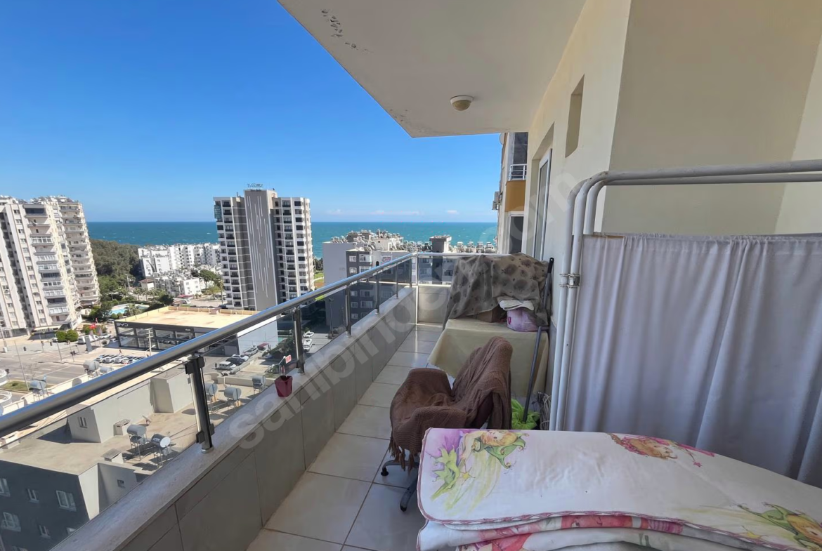 Mersin Mezitli İstiklal Mahallesi 3+1 185 m² Klima Satılık Daire