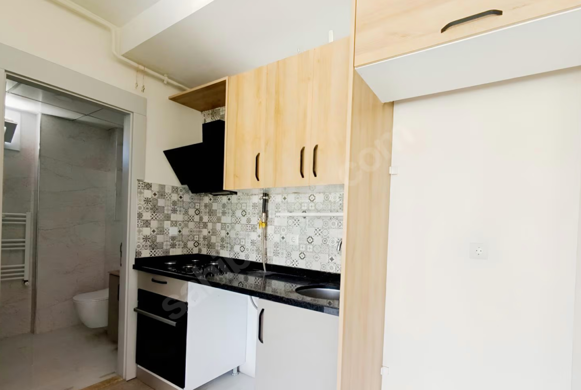 Mersin Mezitli Kuyuluk Mahallesi 1+1 55 m² Doğalgaz Kombili Kiralık Daire
