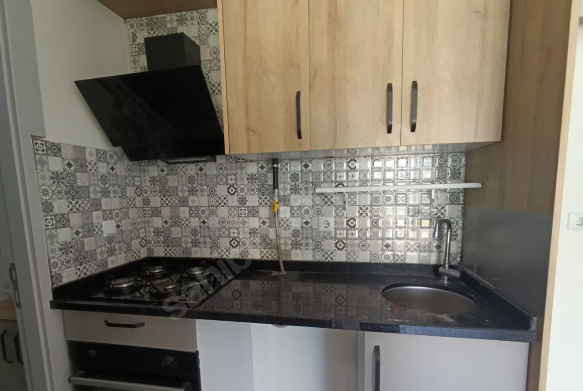 Mersin Mezitli Kuyuluk Mahallesi 1+1 55 m² Doğalgaz Kombili Kiralık Daire