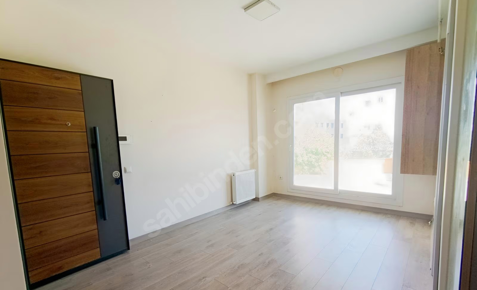 Mersin Mezitli Kuyuluk Mahallesi 1+1 55 m² Doğalgaz Kombili Kiralık Daire