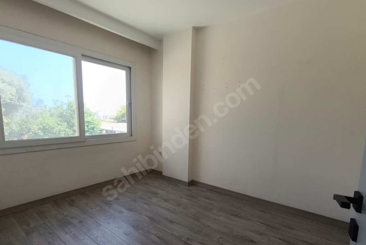 Mersin Mezitli Kuyuluk Mahallesi 1+1 55 m² Doğalgaz Kombili Kiralık Daire