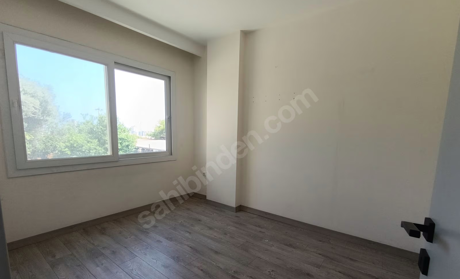 Mersin Mezitli Kuyuluk Mahallesi 1+1 55 m² Doğalgaz Kombili Kiralık Daire