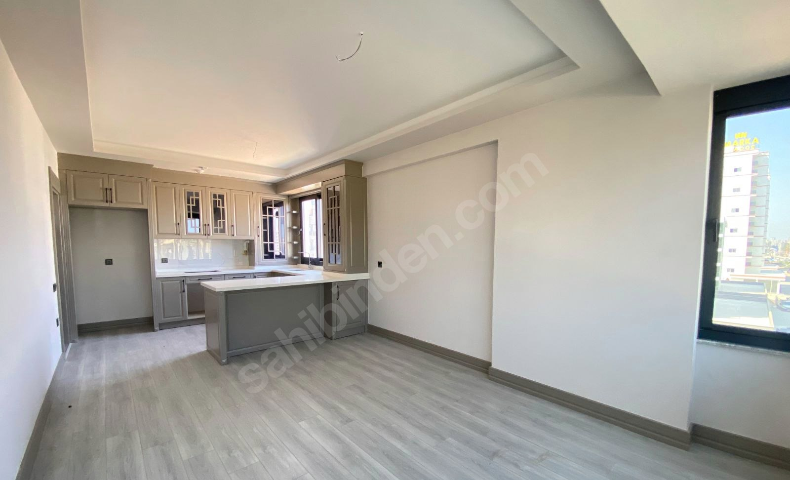 Mersin Mezitli Kuyuluk Mahallesi 3+1 135 m² Doğalgaz Kombili Satılık Daire