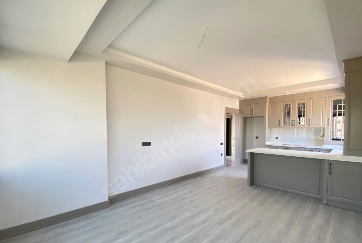 Mersin Mezitli Kuyuluk Mahallesi 3+1 135 m² Doğalgaz Kombili Satılık Daire
