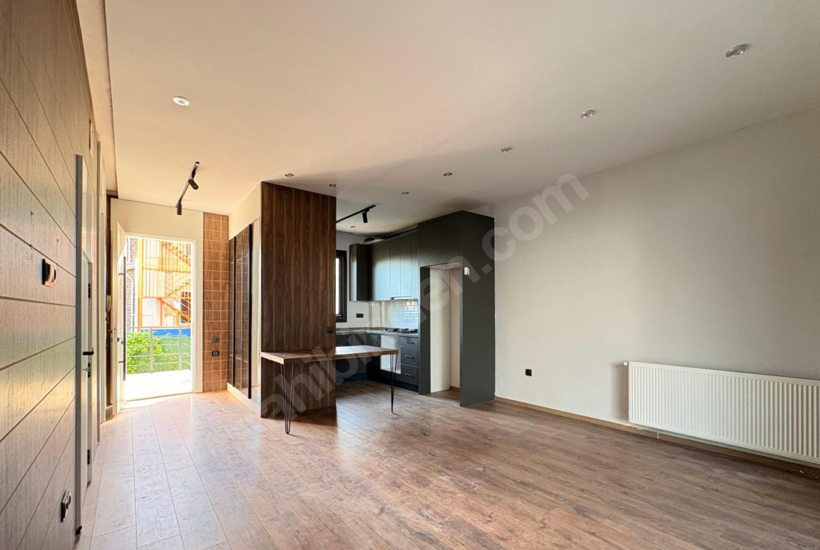 Mersin Mezitli Kuyuluk Mahallesi 4+1 170 m² Klima Satılık Villa