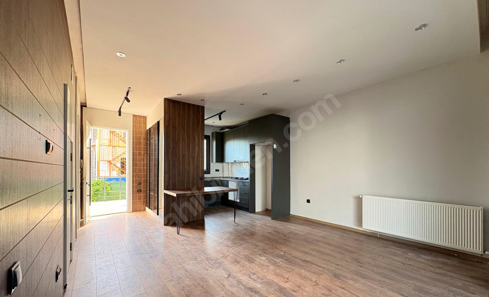 Mersin Mezitli Kuyuluk Mahallesi 4+1 170 m² Klima Satılık Villa