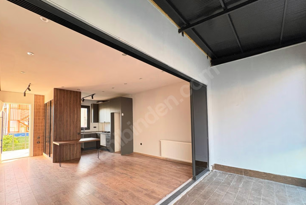 Mersin Mezitli Kuyuluk Mahallesi 4+1 170 m² Klima Satılık Villa