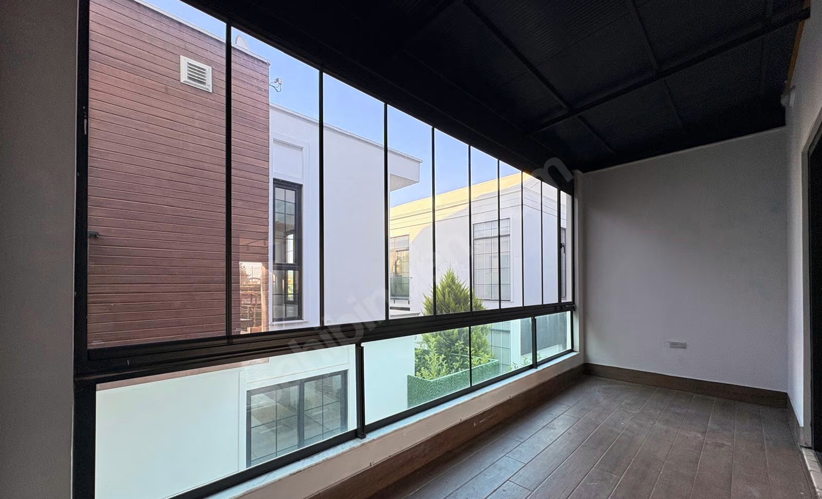 Mersin Mezitli Kuyuluk Mahallesi 4+1 170 m² Klima Satılık Villa