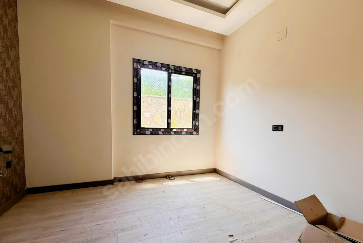 Mersin Mezitli Kuyuluk Mahallesi 4+1 185 m² Yerden Isıtma Satılık Villa