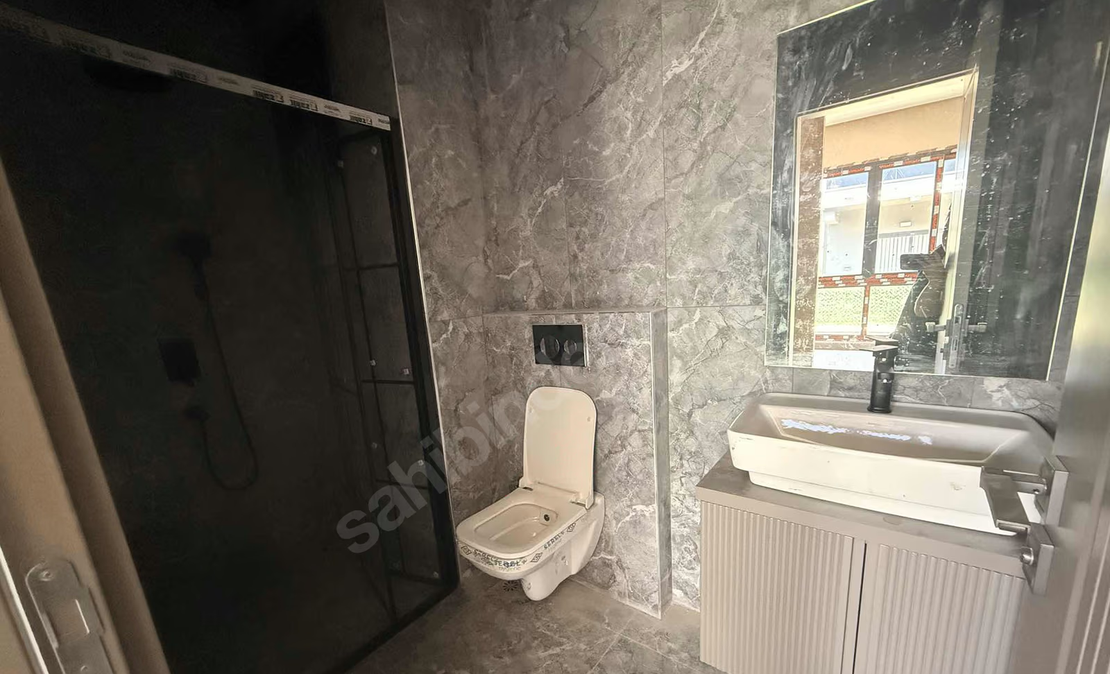 Mersin Mezitli Kuyuluk Mahallesi 4+1 185 m² Yerden Isıtma Satılık Villa