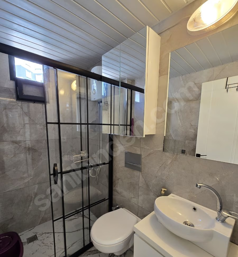 Mersin Mezitli Menderes Mahallesi 1+1 55 m² Doğalgaz Kombili Kiralık Daire 3 Mersin Mezitli Menderes Mahallesi 1+1 55 m² Doğalgaz Kombili Kiralık Daire