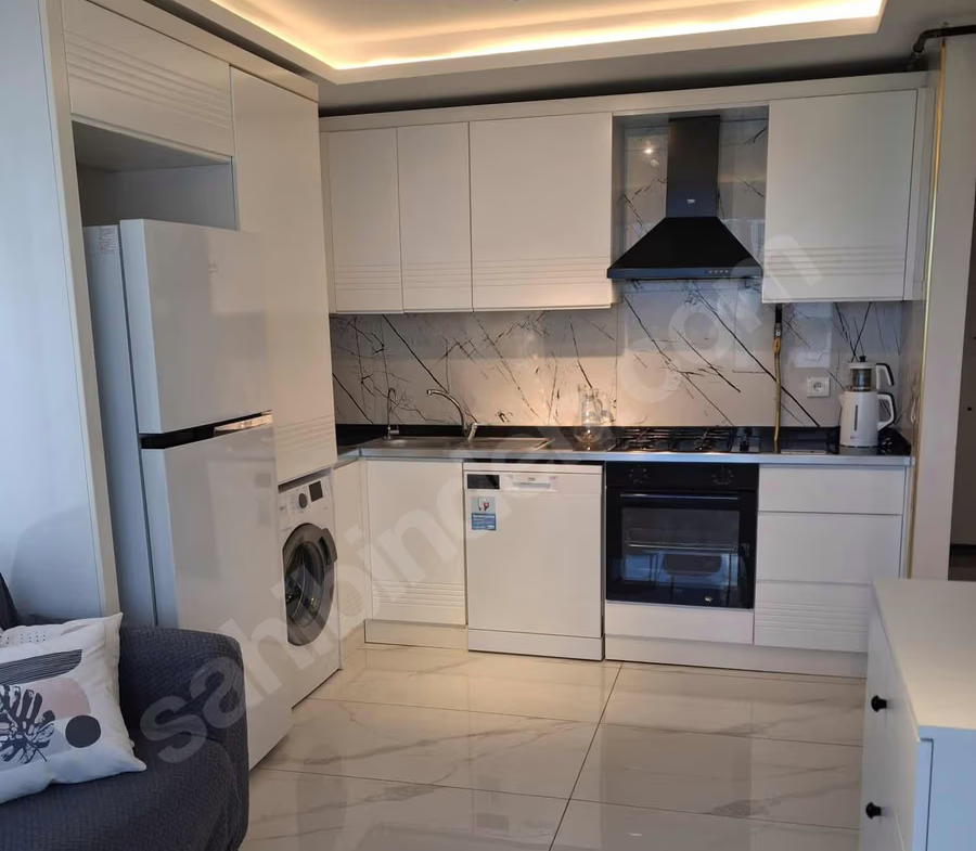 Mersin Mezitli Menderes Mahallesi 1+1 55 m² Doğalgaz Kombili Kiralık Daire