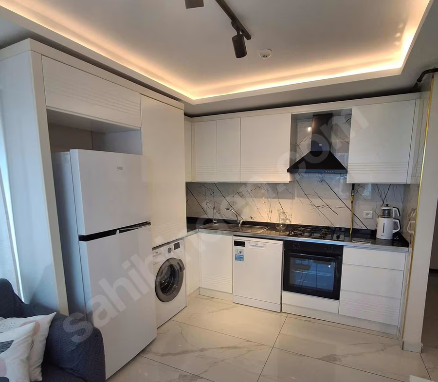 Mersin Mezitli Menderes Mahallesi 1+1 55 m² Doğalgaz Kombili Kiralık Daire