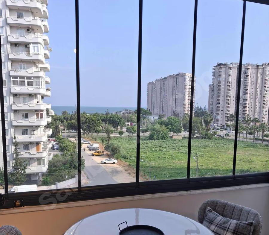 Mersin Mezitli Menderes Mahallesi 1+1 55 m² Doğalgaz Kombili Kiralık Daire