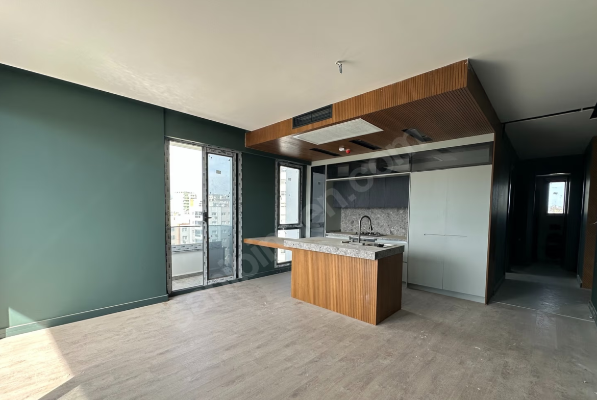 Mersin Mezitli Menderes Mahallesi 3+1 130 m² Doğalgaz Kombili Satılık Daire
