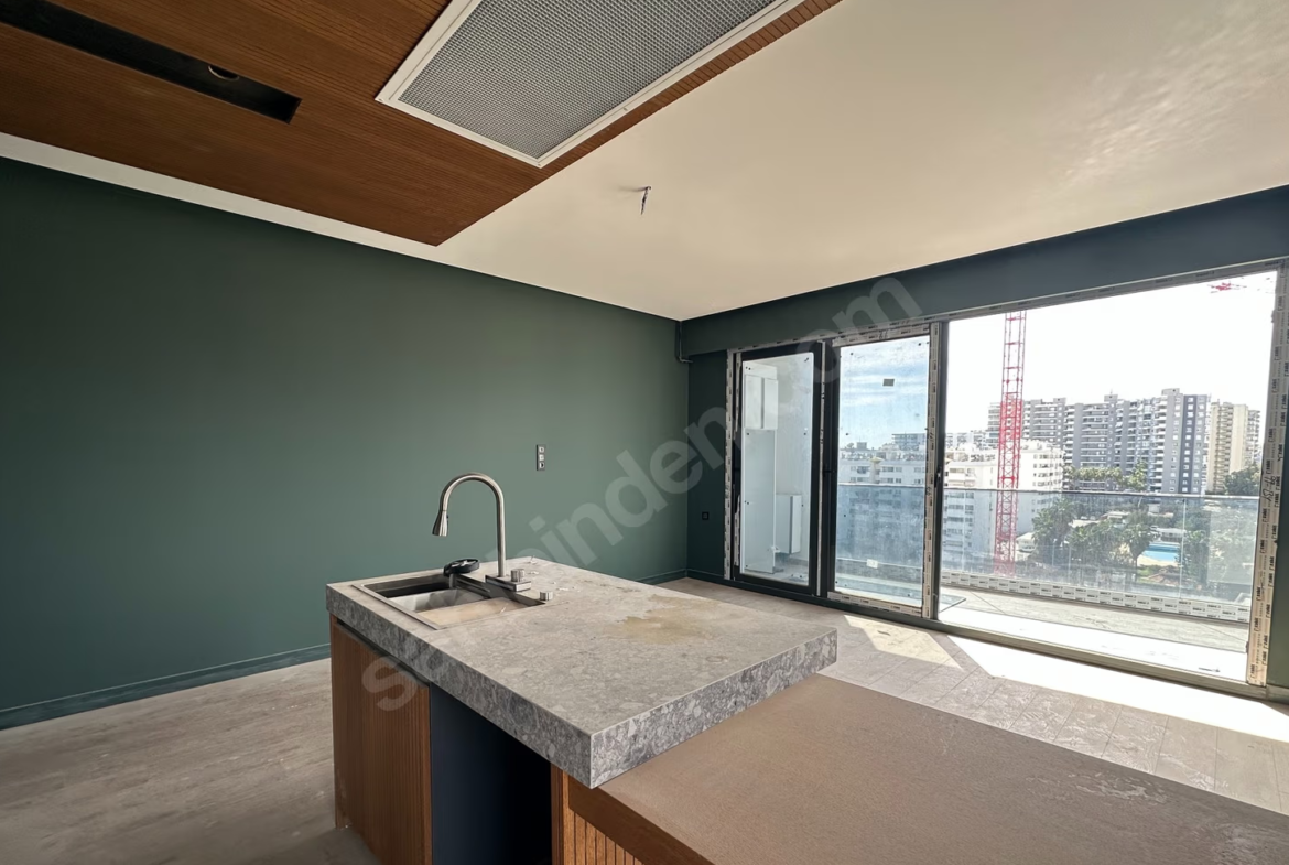 Mersin Mezitli Menderes Mahallesi 3+1 130 m² Doğalgaz Kombili Satılık Daire