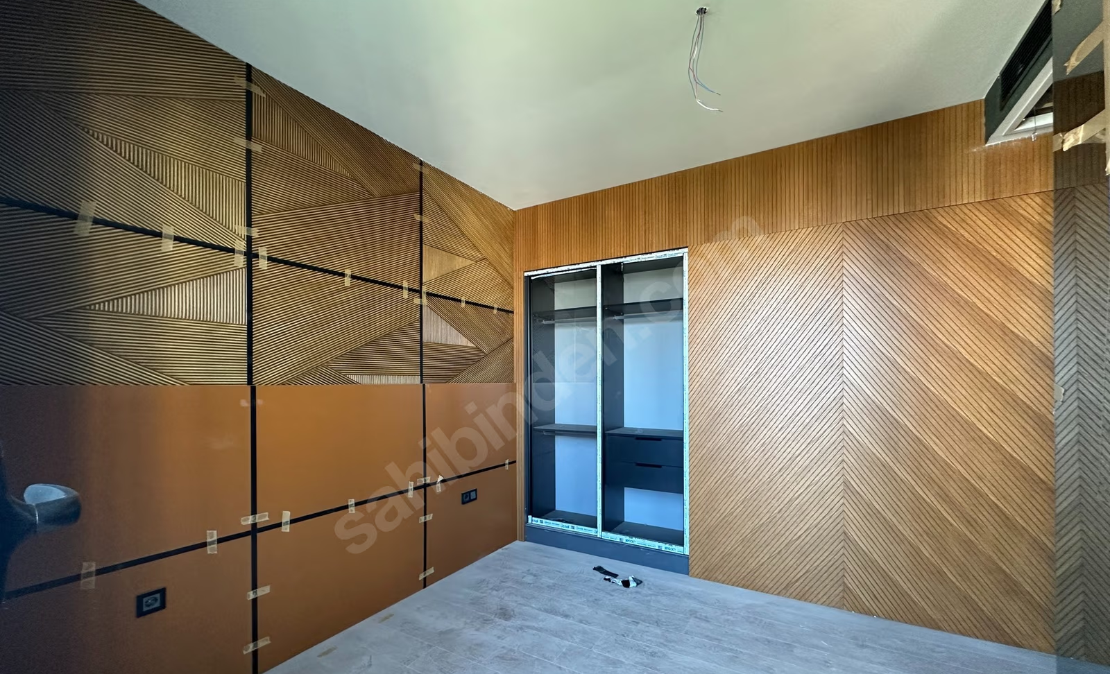Mersin Mezitli Menderes Mahallesi 3+1 130 m² Doğalgaz Kombili Satılık Daire