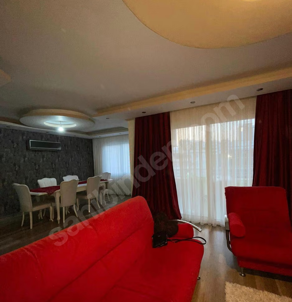 Mersin Mezitli Menderes Mahallesi 3+1 145 m² Klima Satılık Daire