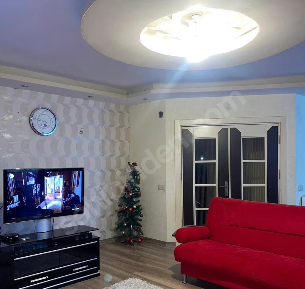 Mersin Mezitli Menderes Mahallesi 3+1 145 m² Klima Satılık Daire