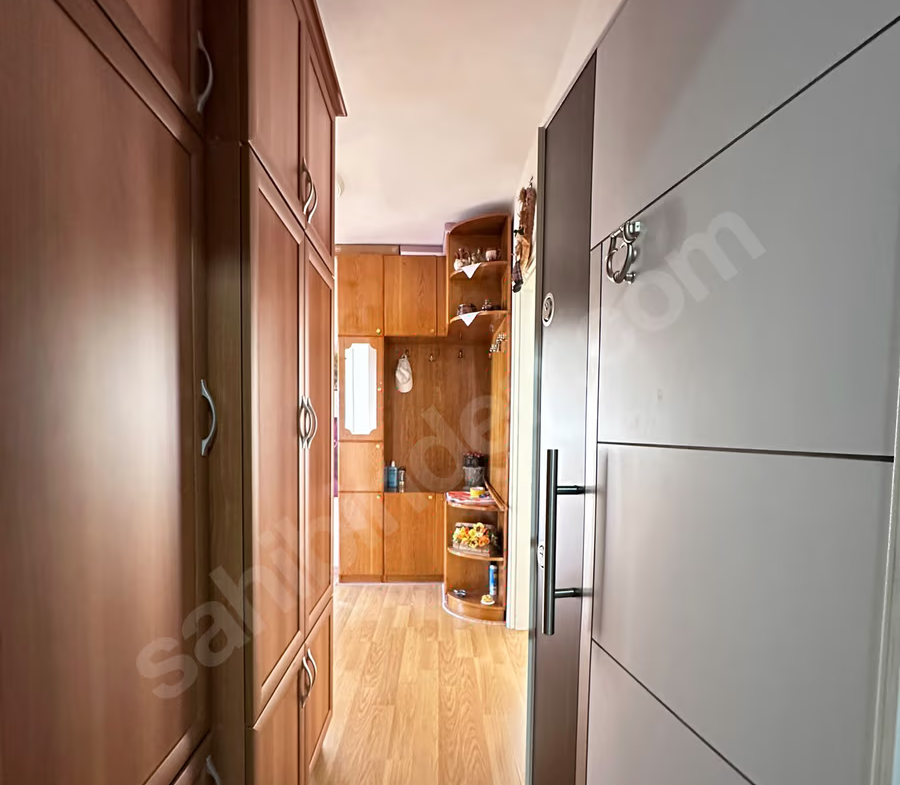 Mersin Mezitli Menderes Mahallesi 3+1 155 m² Klima Satılık Daire