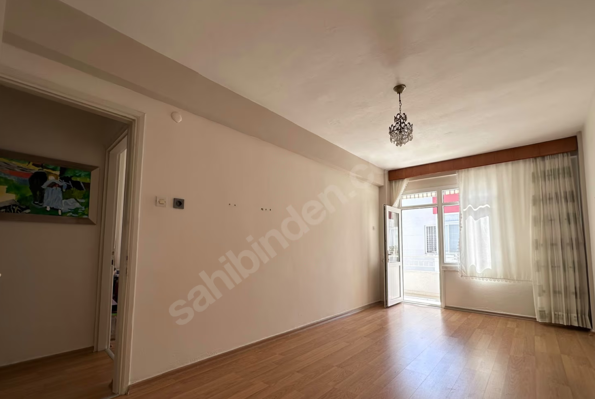 Mersin Mezitli Menderes Mahallesi 3+1 155 m² Klima Satılık Daire