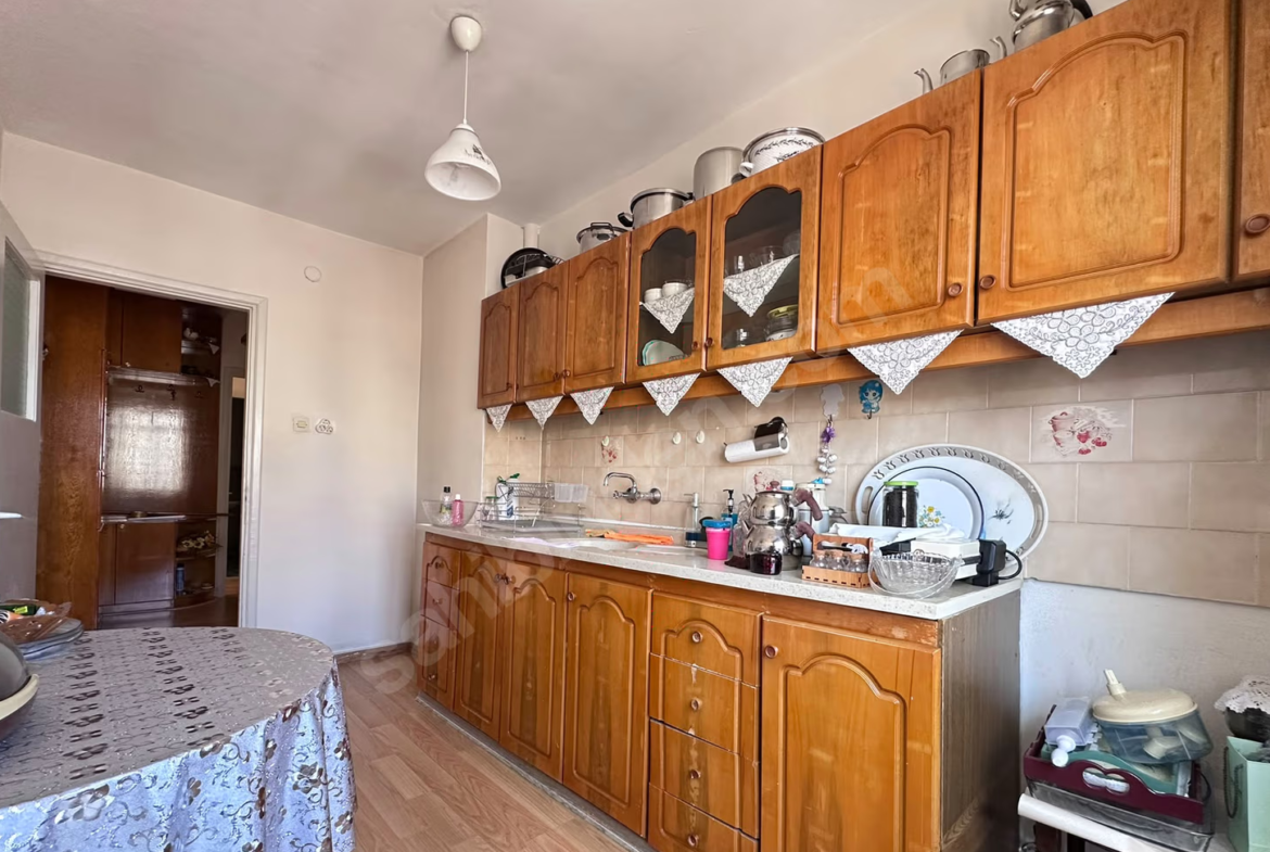 Mersin Mezitli Menderes Mahallesi 3+1 155 m² Klima Satılık Daire